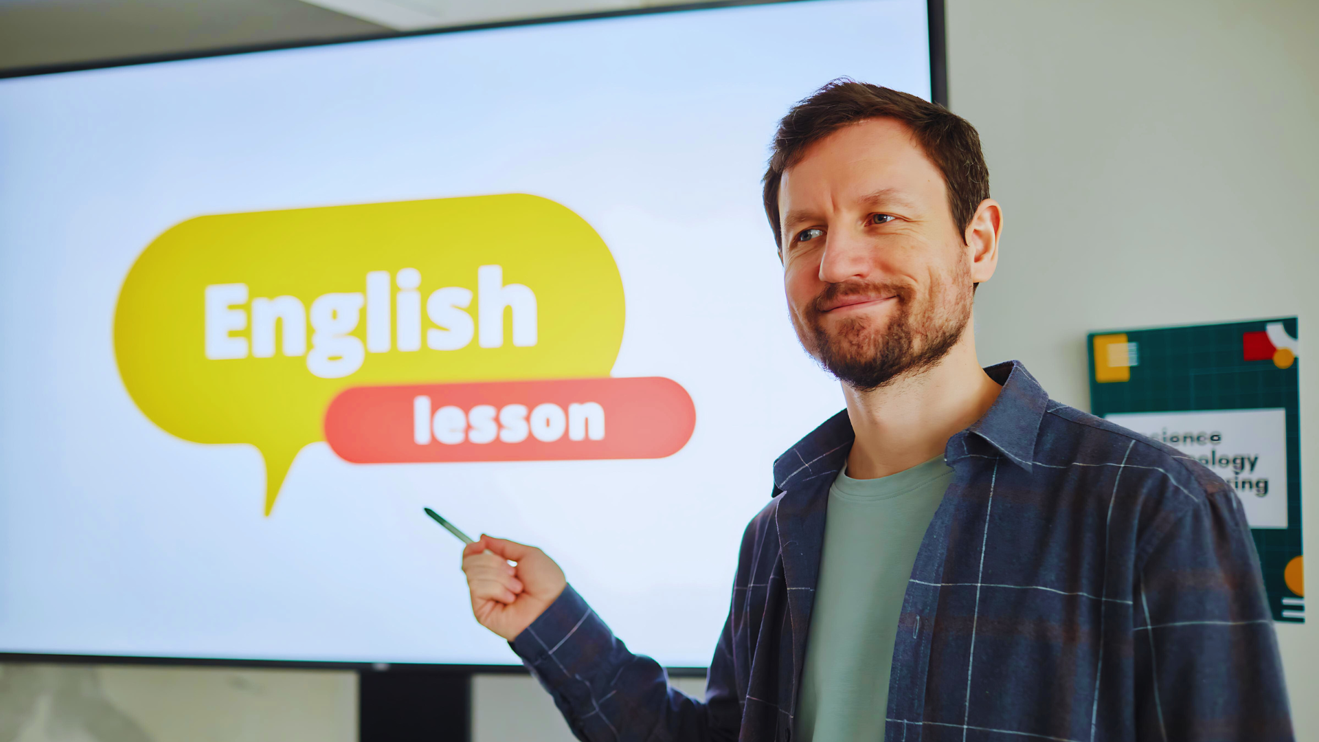 <img src="path/to/image.jpg" alt="Professor ministrando aula de inglês" class="image-class" title="Aula de Inglês">